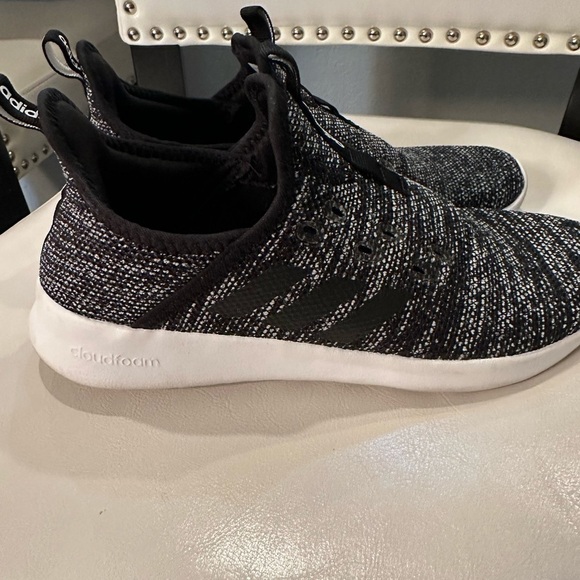 adidas Cloudfoam Pure Core Black Women’s Shoes Size 8 EUC Missing Laces Walking - Picture 5 of 9